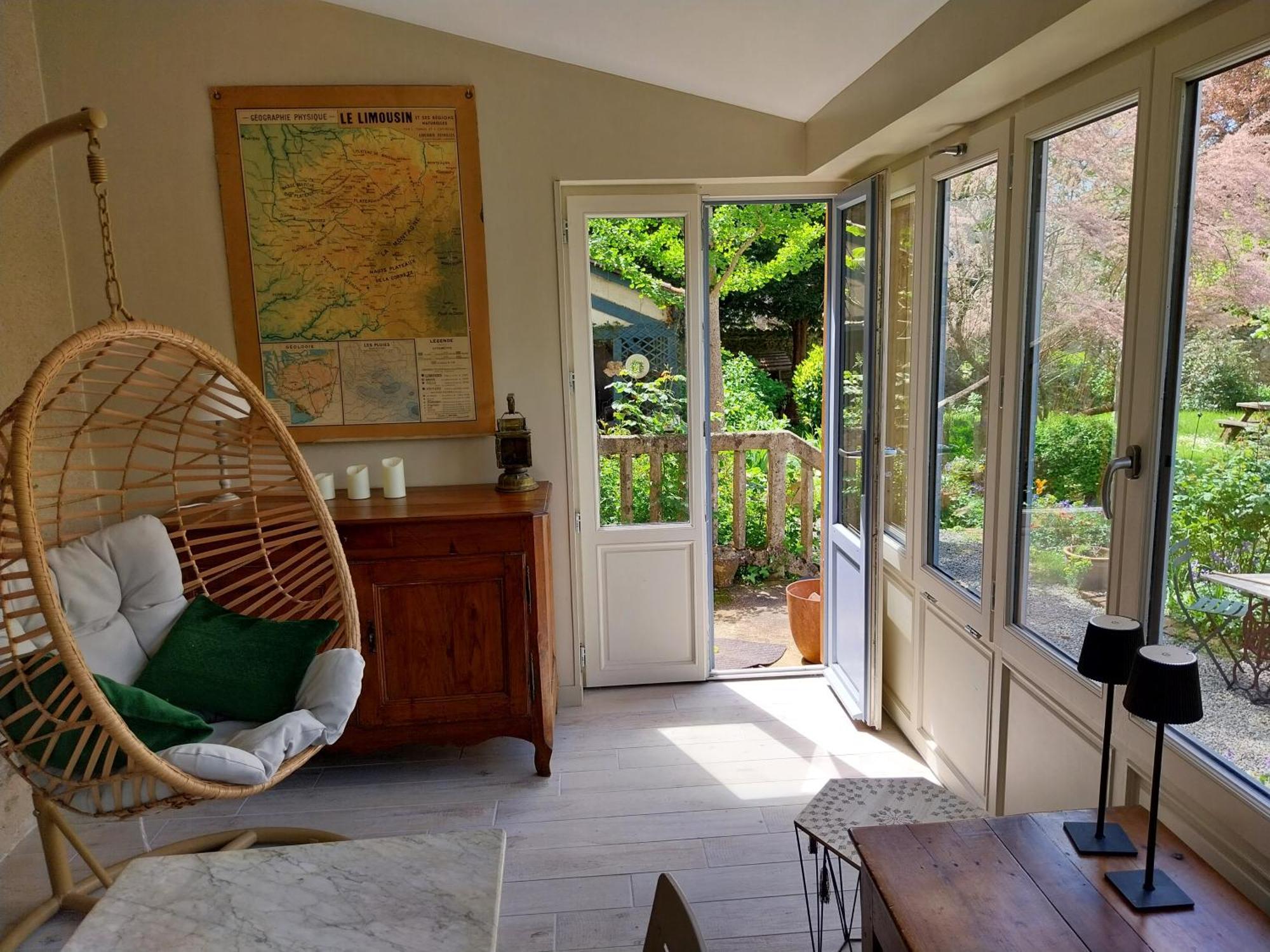 Chambre D Hote "Sous Le Clocher" Apartment Saint-Leonard-de-Noblat Luaran gambar